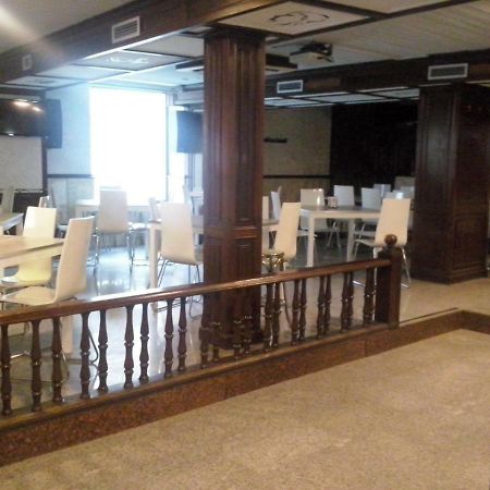 Hostal El Arco Almazán Zewnętrze zdjęcie