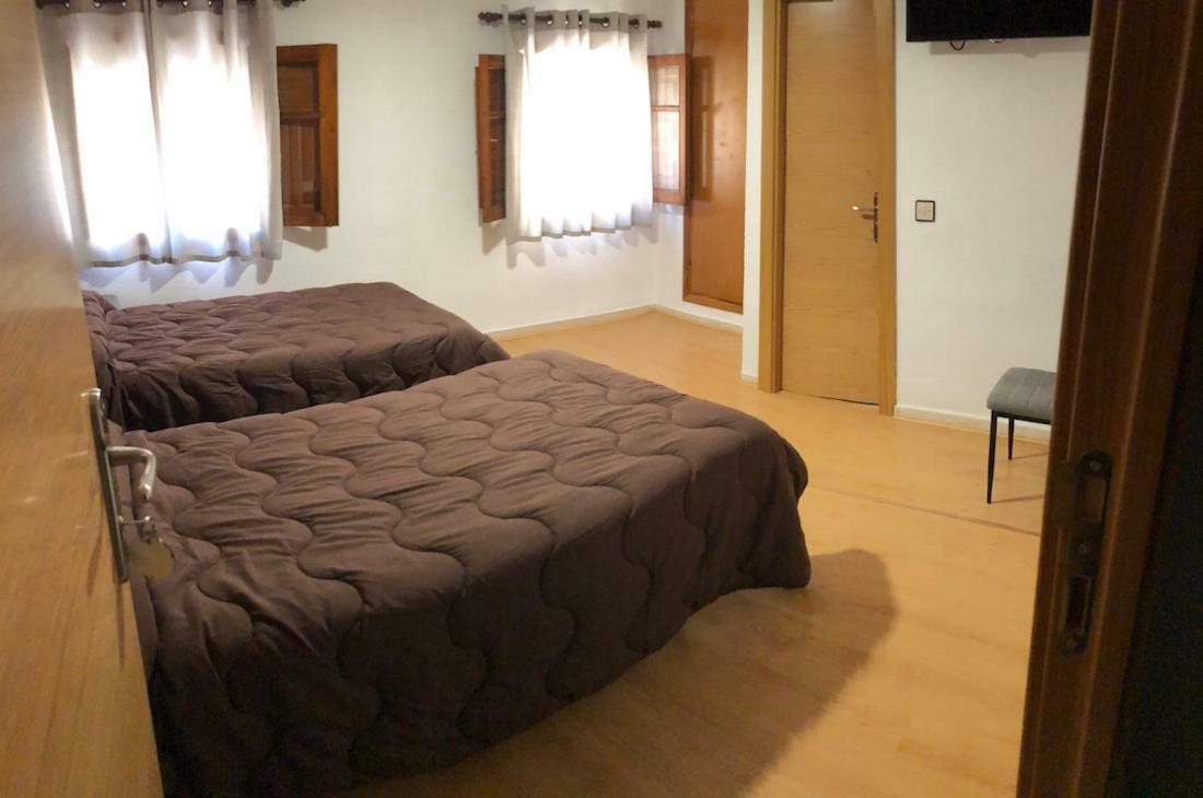 Hostal El Arco Almazán Zewnętrze zdjęcie